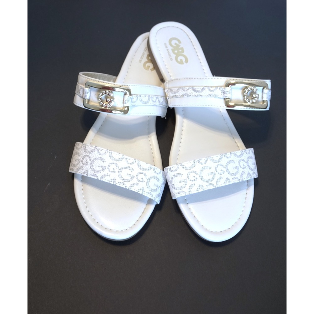 GBG Los Angeles Womens Glorina Slide Sandals White G Logo Gold Buckle 9M